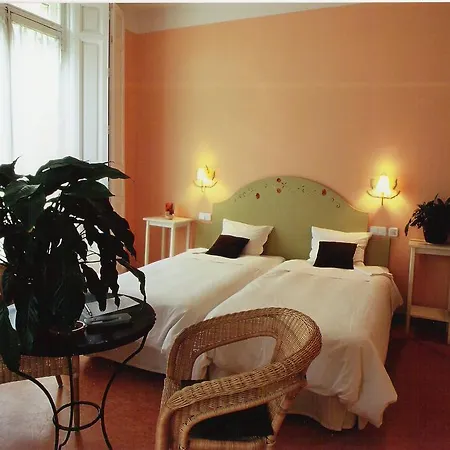 Guest house Fornos 3*